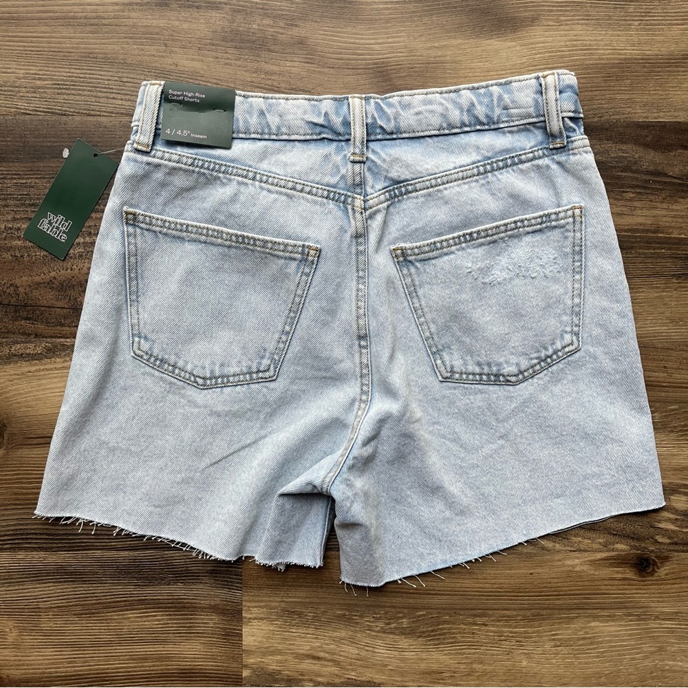 Wild Fable High-Rise Cutoff Midi Jean Shorts Light Wash 4 - Picture 4 of 5